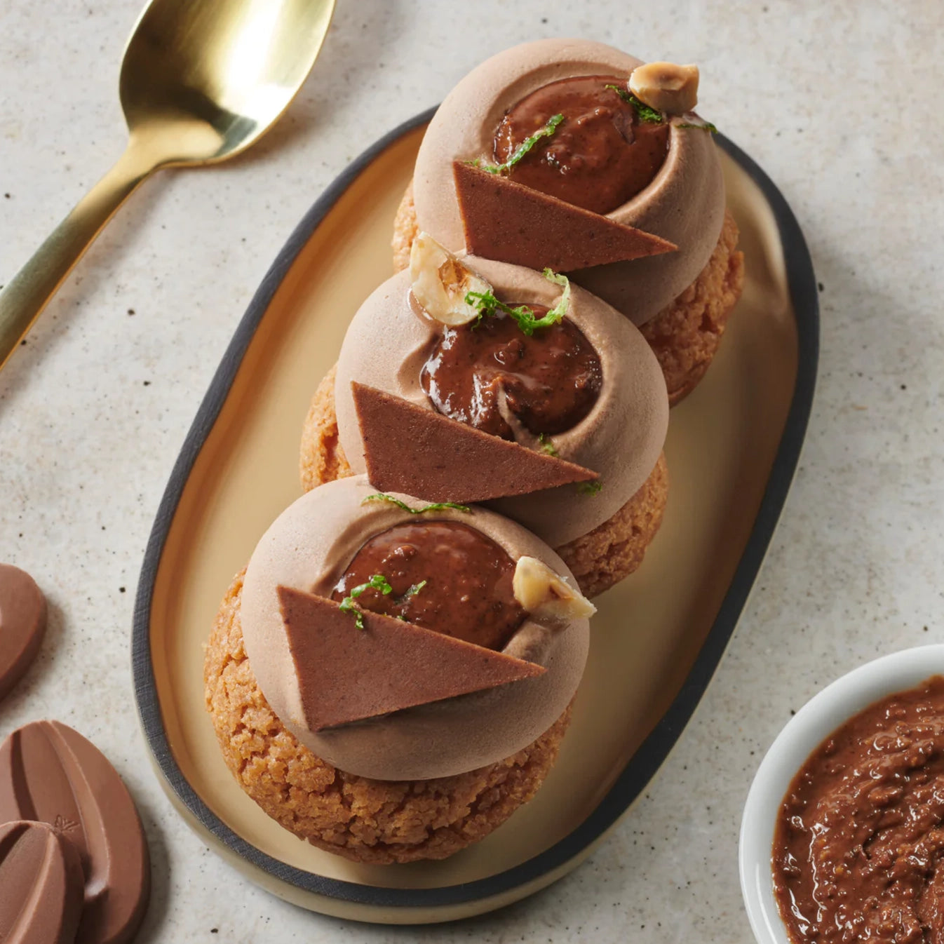Valrhona Satilia Lactée 38 % Milchschokolade Fèves