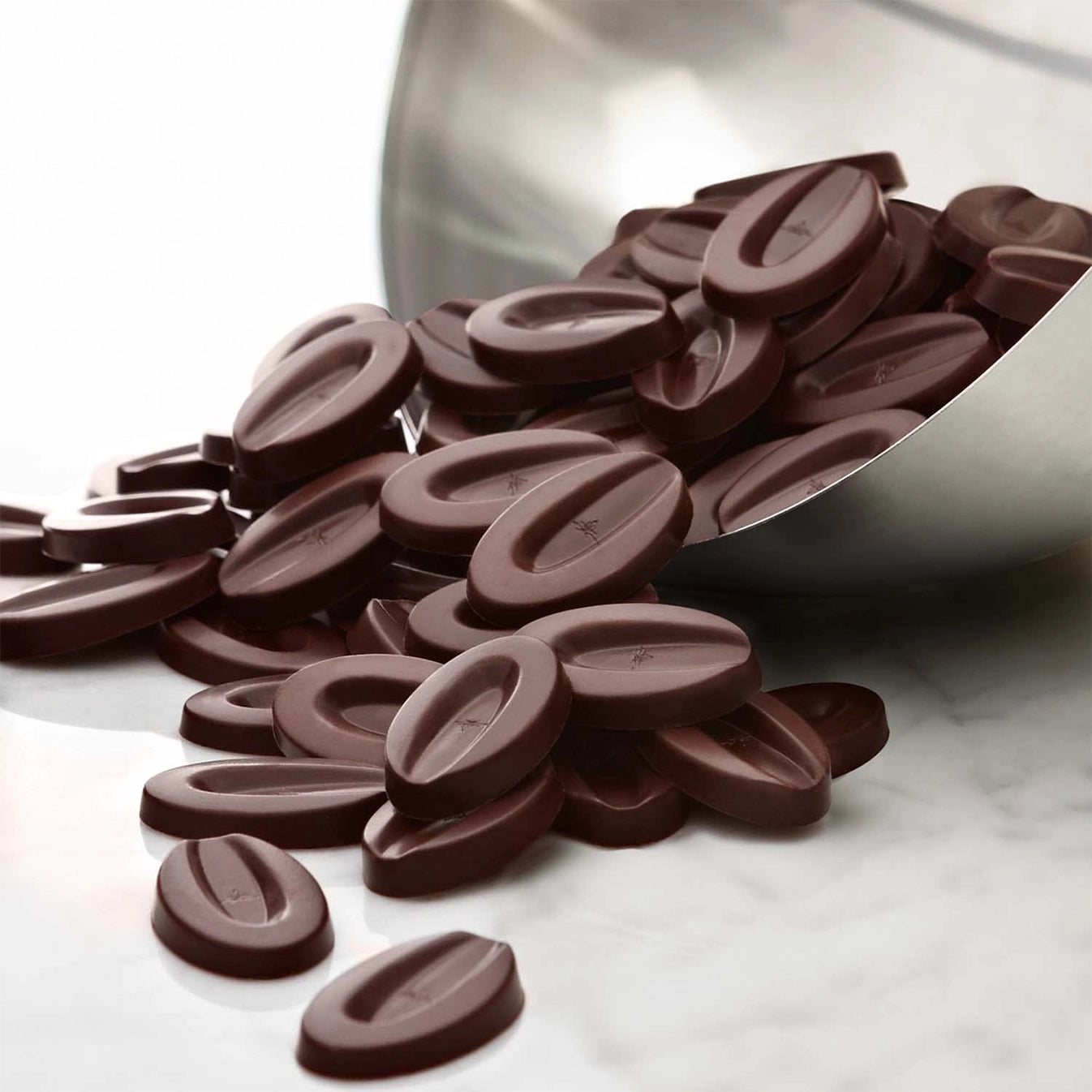 Valrhona Satilia Noire 62 % dunkle Schokolade Fèves
