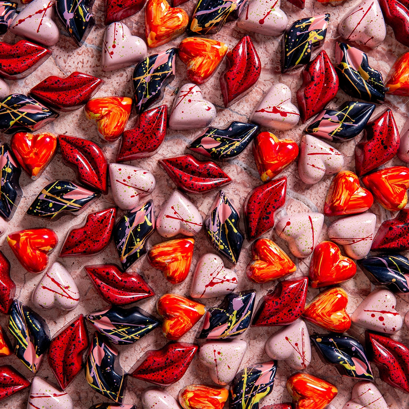 Valentinstag 11 Pralinen Herzen &amp; Lippen